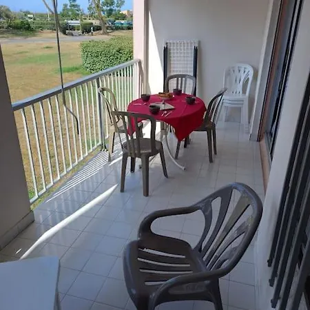 شقة Amouvera C14, T2 Vue Mer, Piscine, Clim, Parking *