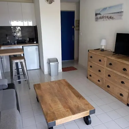 Amouvera C14, T2 Vue Mer, Piscine, Clim, Parking Daire *